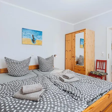 Kuddels Fischerhus 2 *